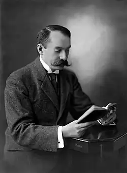 fotografoval Henri Manuel