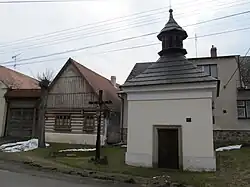 Medový Újezd - kaplička.JPG