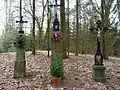 Tři litinové kříže u kaple