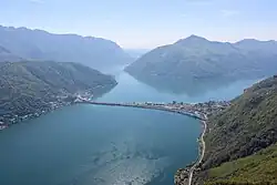 Melide s Luganským jezerem