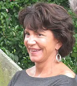 Mercedes Ruehl in 2009