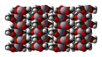 Prostorový model části krystalové struktury octanu rtuťnatého