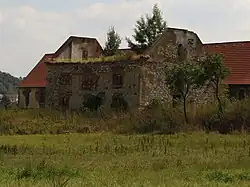 Merklín, sýpka - bývalý kostel svatého Vavřince.jpg