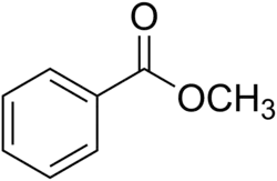 Struktura methyl-benzoátu