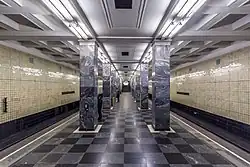 Nástupiště stanice