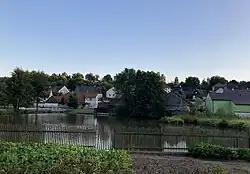 Návesní rybník s jižní částí obce