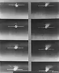 Řada fotografií z fotokulometu zobrazuje MiG-15 nad Koreou, duben 1953