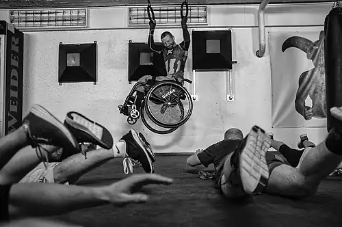 Z cyklu Nikdy ho neviděli brečet (2018), cyklus byl oceněn 2. cenou v soutěži World Press Photo 2019