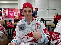 Po zakončení sezóny 2018/19 na autogramiádě v malé (tréninkové) Werk Areně