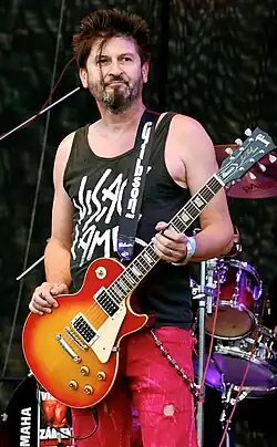 Michal Pixa při koncertě kapely Visací zámek v červnu 2011