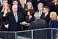 Mike Pence skládá přísahu