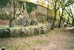 Mikulov cemetery 05.jpg