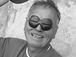 Miloslav Požár se štěrbinovými brýlemi, fotografie, 2004