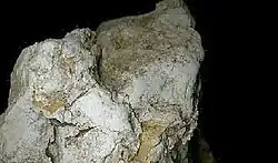 Kusový montmorillonit nalezený u Malachova v Kremnických vrších na Slovensku