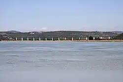 Pohled na viadukt Mirna a řeku Mirnu