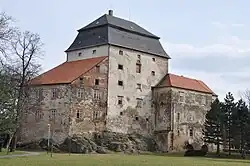 zámek před rekonstrukcí, pohled od západu