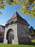 Modřice - kaple sv. Václava na náměstí (2).jpg