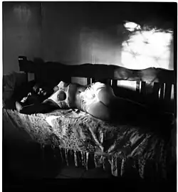 Modelka, Bagdád, 1956