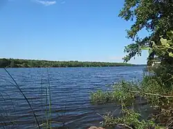 Řeka ve vesnici Starorečje