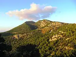 výhled z hradu Monolithos na východ