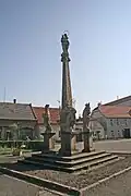 Morový sloup na náměstí