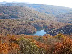 Jezero Morské oko v pohoří Vihorlat