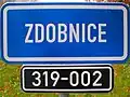 Označení přejezdu řeky Zdobnice před mostem