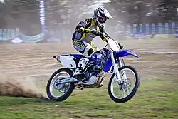 Ve sportovní fotografii zprostředkovává správně použitá neostrost dojem rychlosti. Velmi často se používá takzvaný panning.