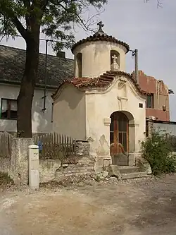 Kaplička v ulici Vyšehrad