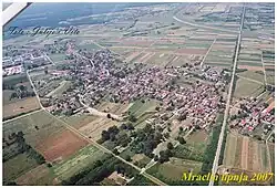 Letecký pohled na Mraclin