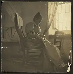 Paní Grigorjanová, čtvrť Ha-Mošava ha-Amerika'it (American Colony)