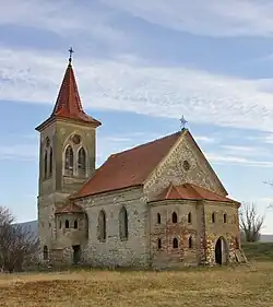 Kostel svatého Linharta od severozápadu