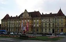 Muzeum umění a řemesel, Náměstí Chorvatské republiky, Záhřeb