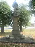 Socha svatého Jana Nepomuckého na návsi