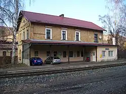 bývalá nádražní budova