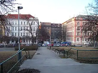 Pohled od jihu k Černínově ulici