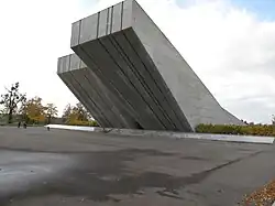 Památník druhé světové války v Hrabyni