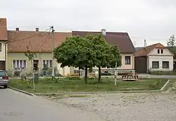 Náves v Němčicích