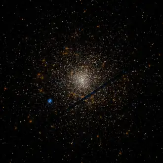 Hvězdokupa NGC 1851 na snímku z Hubbleova vesmírného dalekohledu.