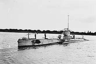 USS R-12