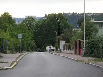 Pohled ulicí Na Truhlářce směrem k západu