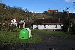 Osada Pernštejn pod stejnojmenným hradem