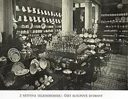 Obchod Jana Neffa, Na příkopě, 1905