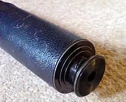 Dalekohled Negretti and Zambra. Detail zobrazující okulár.