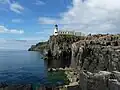 Pobřežní útesy Neist Point od jihu