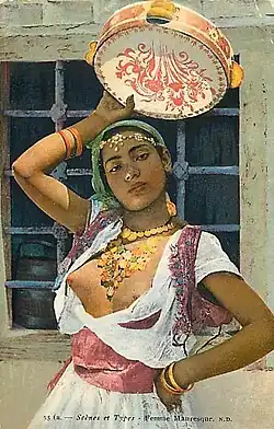 Maurská žena, pohlednice