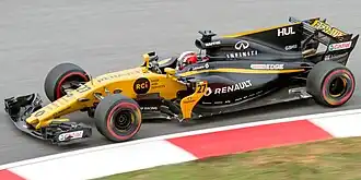 Nico Hülkenberg řídící vůz R.S.17 při Grand Prix Malajsie 2017.