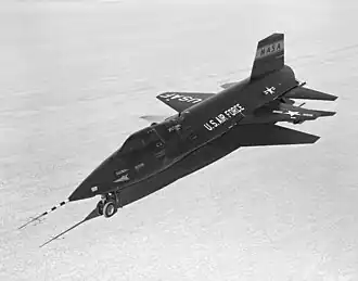 North American X-15-1 (sériové číslo 56-6670). Tento exemplář se dochoval v National Air and Space Museum ve Washingtonu, D.C.