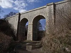 Noutonice - železniční viadukt u Nového mlýna (3).jpg