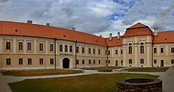 Nádvoří kláštera